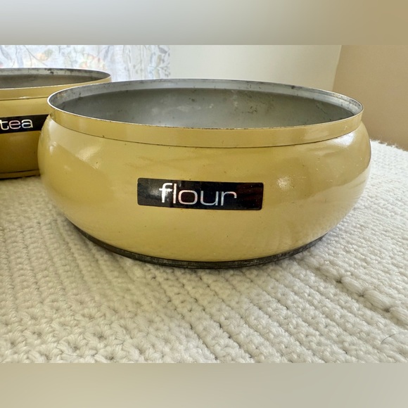 Vintage Mid Century Modern Metal Stacking Kitchen Canisters - Picture 6 of 16